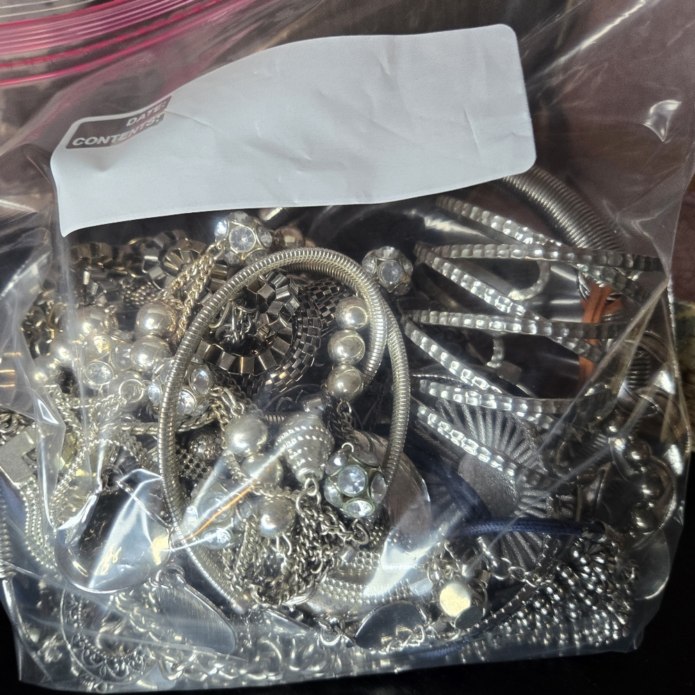 Silvertone Jewerly Lot Huge 39 Pc Vintage And Modern Wearable - Picture 7 of 12